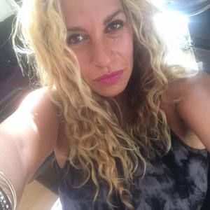 Meet your Posher, Damaris